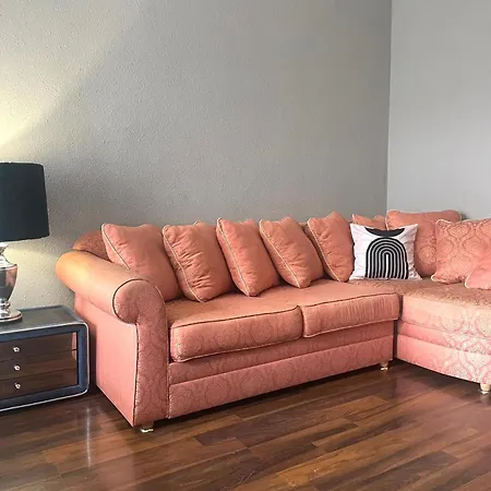 куліша 41, помешкання в центрі біля тц форум Apartment