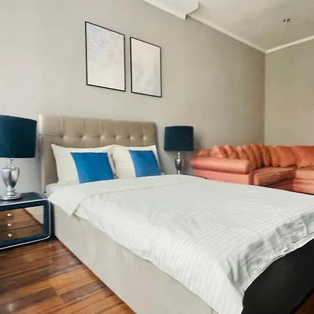 Apartment куліша 41, помешкання в центрі біля тц форум