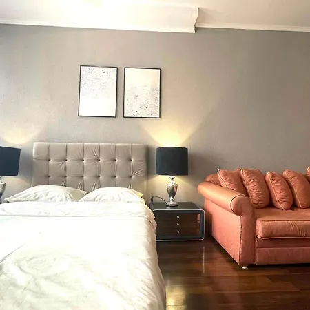 куліша 41, помешкання в центрі біля тц форум Apartment Lviv